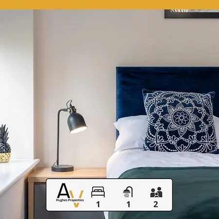 Salford - 1 Bed - Free Parking - Fast Wi Fi By Av Hughes * Manchester