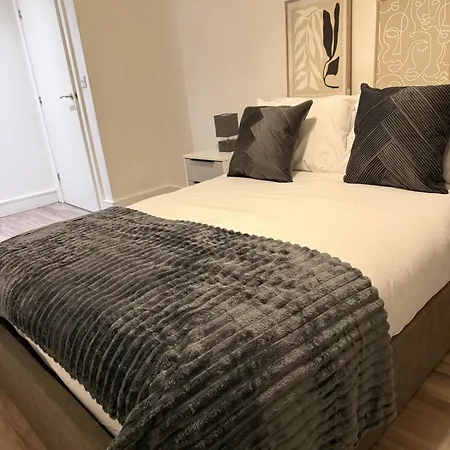 Modern 2br In M5, Man United Stadium, And Mediacity Manchester