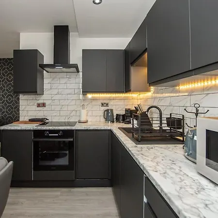 *superb Location* 20th Floor مانشستر