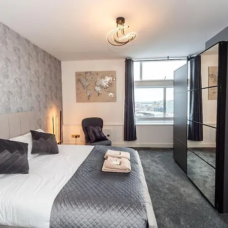 *superb Location* 20th Floor Manchester