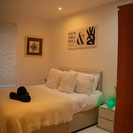 Premium 2br In Centre - Prime Location Appartement