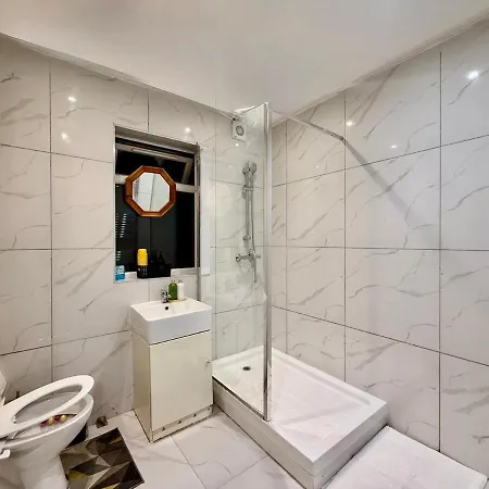 Apartment Cityside Walk To Etihad Stadium Sleeps 5