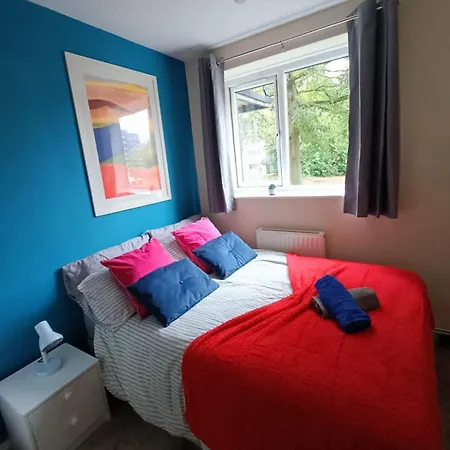 Διαμέρισμα #85 Stylish Salford Free Parking Sleeps 6 *