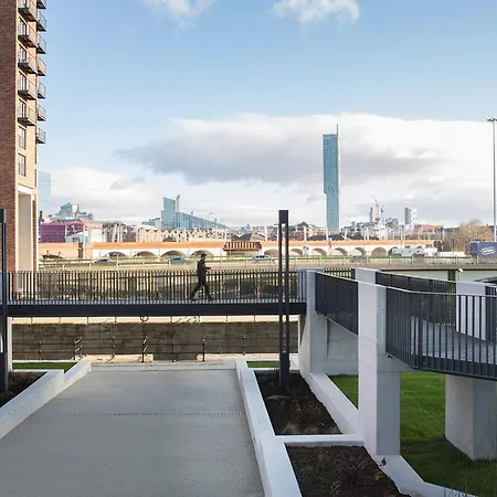 The Urban Nest - King Bed, Walk To C-centre 公寓 *