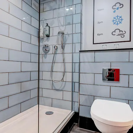 Portland By Sunday Hotel 3*