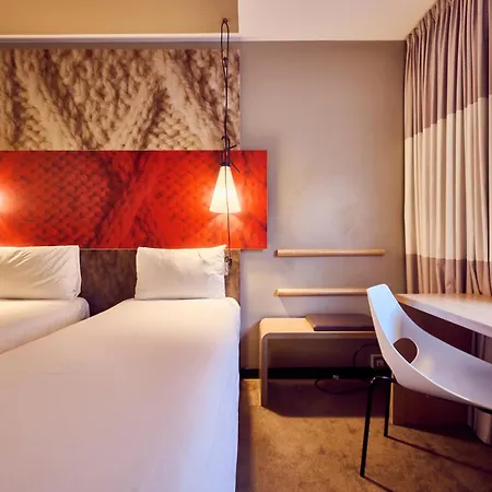 A&o Centre Hotell 3*