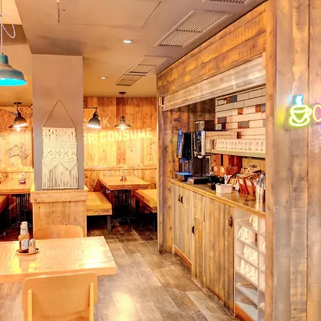 Portland By Sunday 맨체스터