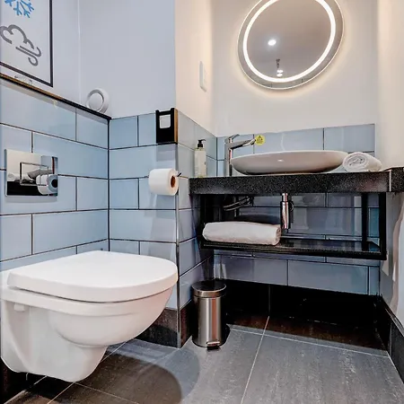 Portland By Sunday 3* Manchester