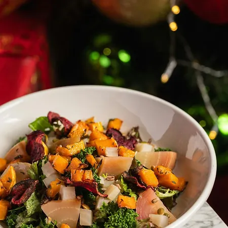 Ξενοδοχείο Marriott Victoria & 4*