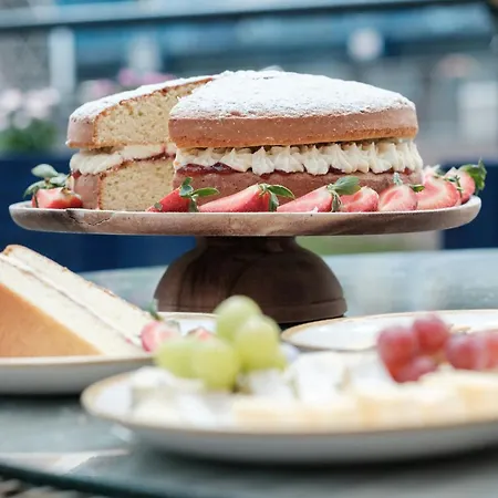 Marriott Victoria & Ξενοδοχείο 4*