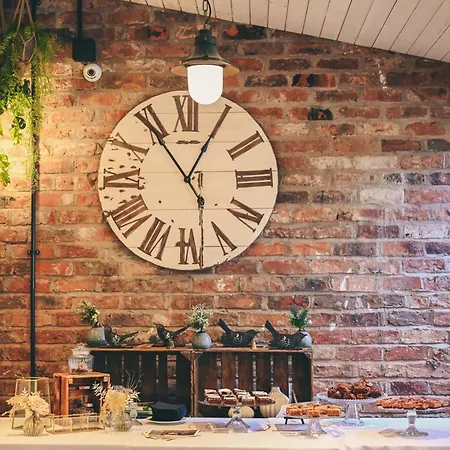 イレブン ディズベリー パークホテル マンチェスター