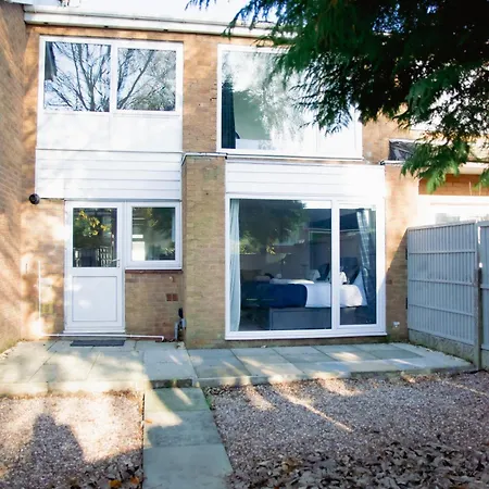 Holiday home Ideal Away In Whitefield Bury *