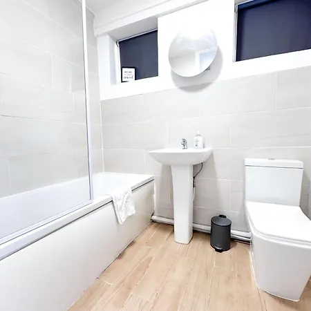 Contractor By Furnished Manchester