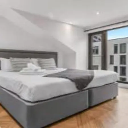 Super King Penthouse Minutes From Arndale Centre - Pass The Keys 4* מנצ'סטר