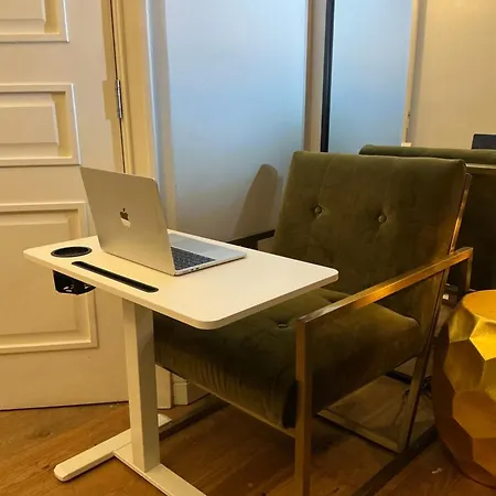 Piccadilly Private And Bathroom * Манчестер