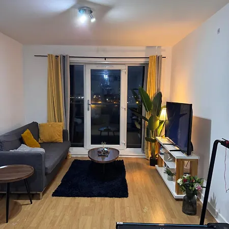 1 Private & A Toilet In 2bed Δωμάτια σε οικογενειακή κατοικία