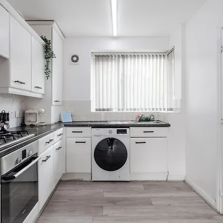 Dom wakacyjny Stylish 4bd Townhouse - Centre - O2 Apollo
