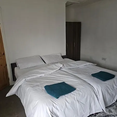 בית אירוח Comfort And Leisure