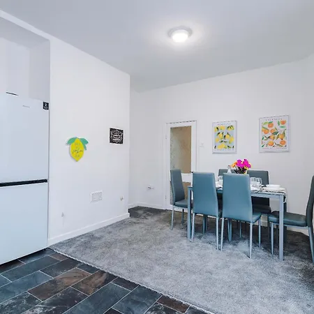 Large 4 Bed House Sleeps 8 By Host A Holiday home