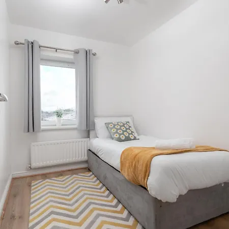 Dom wakacyjny Stylish 4bd Townhouse - Centre - O2 Apollo