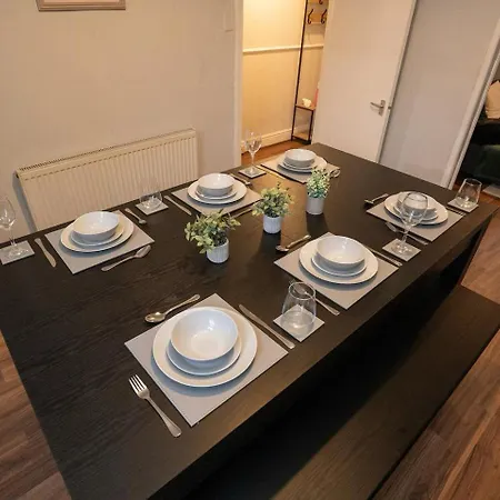 Semesterbostad Free Parking Ao Arena Old Trafford 3 Bedroom *