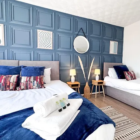 Contractor By Furnished * Manchester