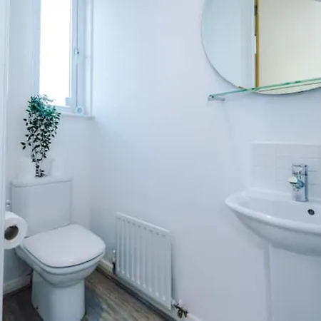 Modern House - Sleeps 6 - Free Parking - Near Etihad Stadium - Coop Live Mánchester