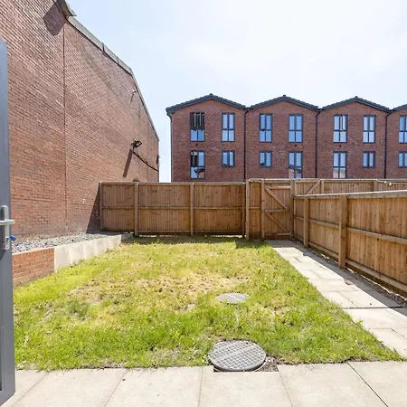 Holiday home Rest&recharge At Brookdale House Manchester