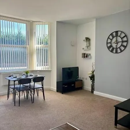 Daire The Failsworth Collection - Stylish With Free Parking *