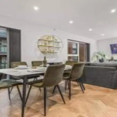 Apartamento Stunning Split Floor Flat By Victoria - Pass The Keys