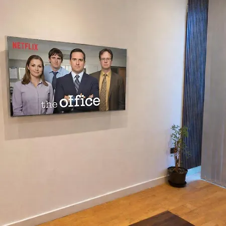 - Next To Ao Arena - With Parking Διαμέρισμα Μάντσεστερ