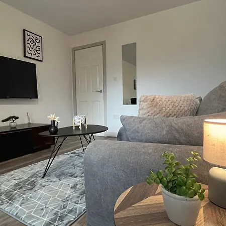1Br-2 Double Beds-Sleeps 6-Perfect For Long Stays * Manchester