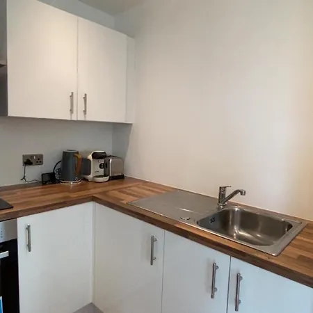 Comfy Modern Centre * Manchester