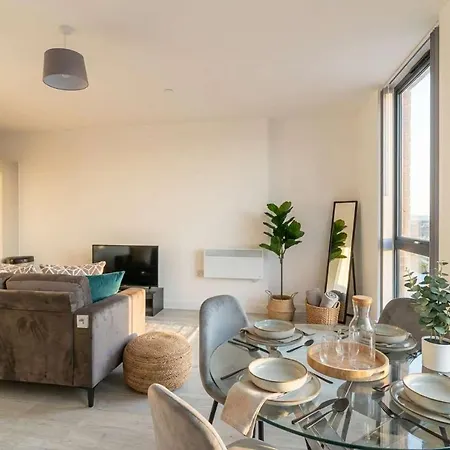 Modern In Salford Great Views * Manchester