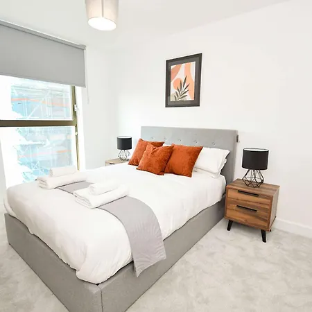 Contemporary 2 Bed