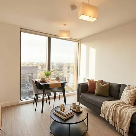 Modern 1 Bed With Views In * מנצ'סטר