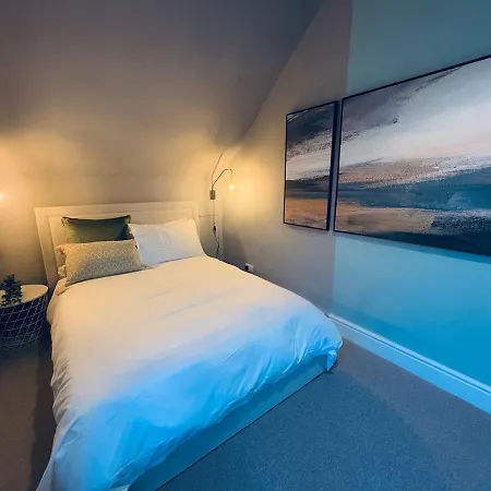 Apartment Chorlton Stylish & Convenient