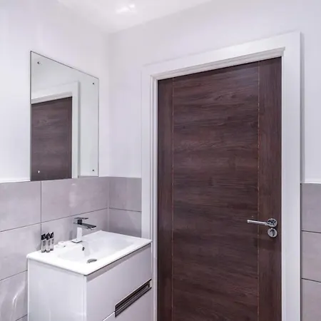 Apartman Zeni, Alexandra Rise Bright 1 Bed Manchester