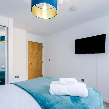 Beautiful 2 Bedroom
