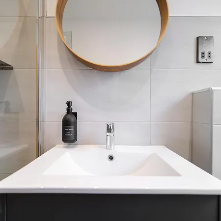 Afflecks By The Heim アパート *