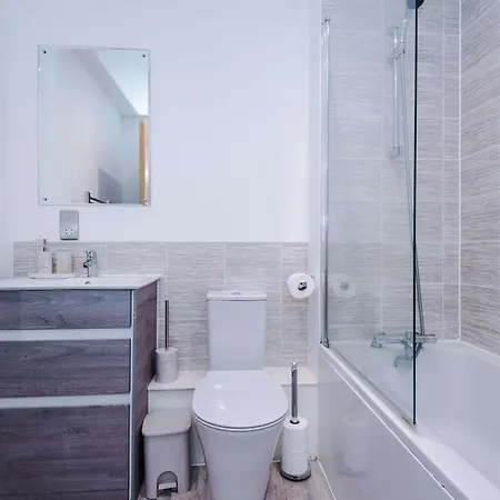 Beautiful 2 Bedroom Apartmán Manchester