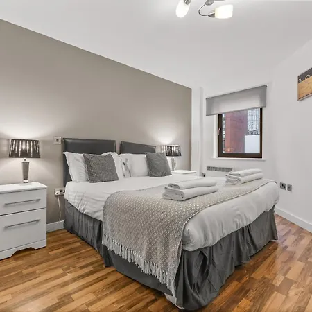 Bloom - Centre - Gated Parking Appartamento *