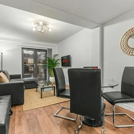 Bloom - Centre - Gated Parking Manchester