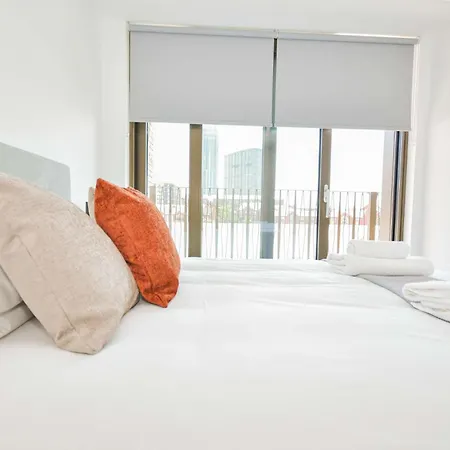 Contemporary 2 Bed * Manchester