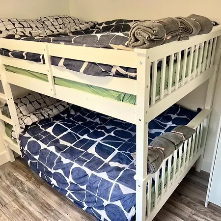 Lux Shared Flat With 2 Private Bedrooms And 2 Private En-suite Bathrooms Apartment