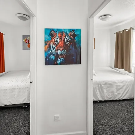 New Getaway - Free Gated Parking With Fob * Manchester