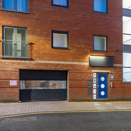 Bloom - Centre - Gated Parking Manchester