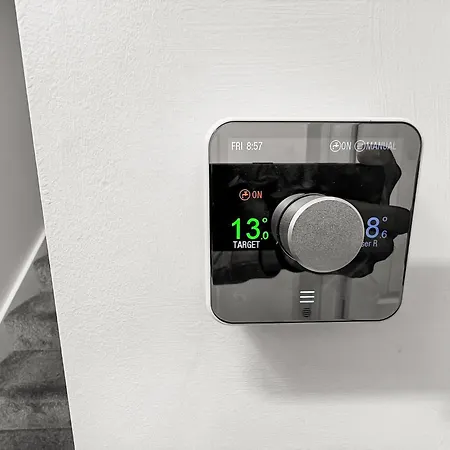 דירה New Getaway House With 2 Free Parking מנצ'סטר