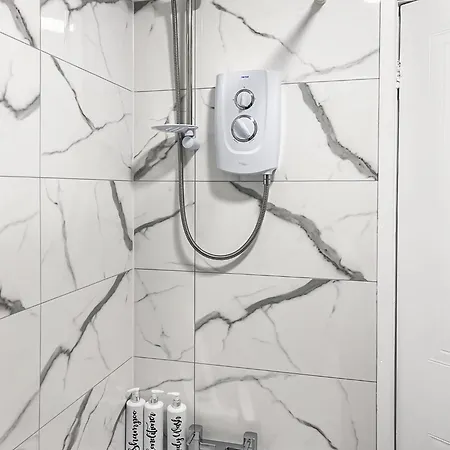 New Getaway - Free Gated Parking With Fob * Manchester