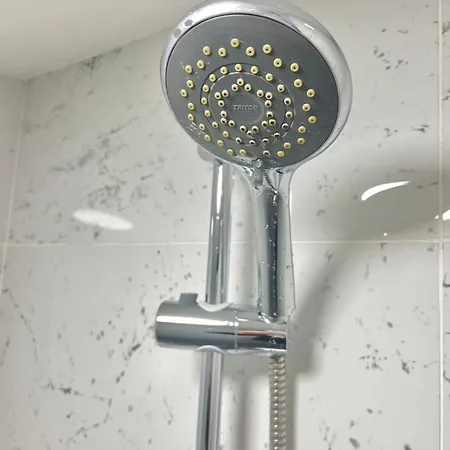 Lux Shared Flat With 2 Private Bedrooms And 2 Private En-suite Bathrooms Manchester